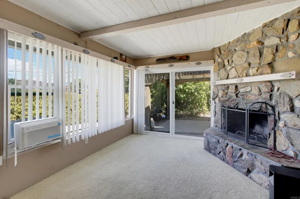 12435 Rockcrest Road Lakeside, CA 92040