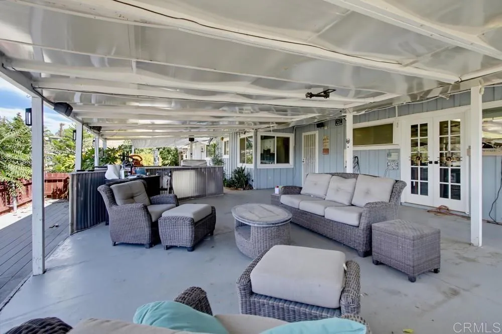 12435 Rockcrest Road Lakeside, CA 92040