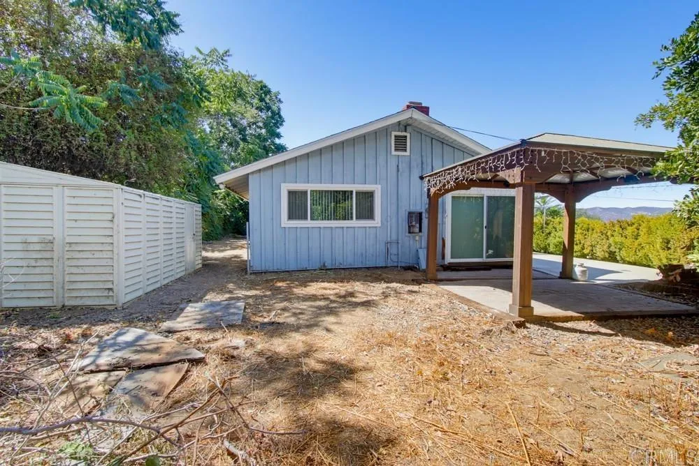 12435 Rockcrest Road Lakeside, CA 92040