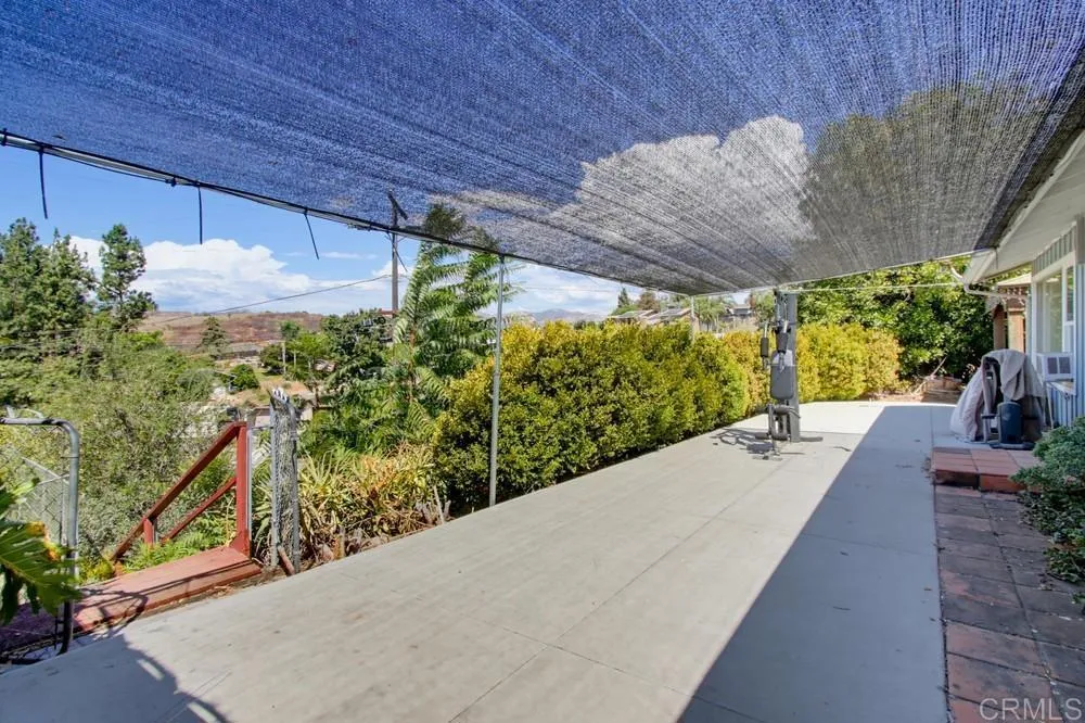 12435 Rockcrest Road Lakeside, CA 92040