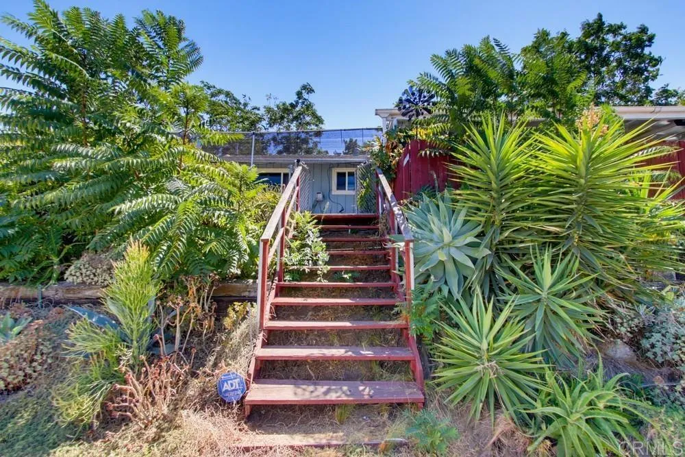 12435 Rockcrest Road Lakeside, CA 92040