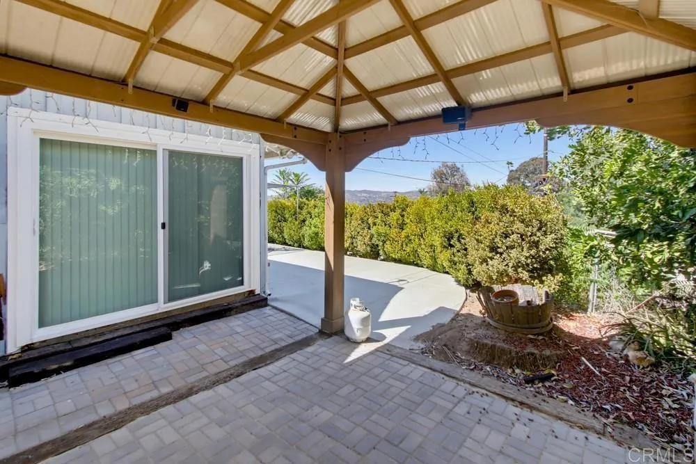 12435 Rockcrest Road Lakeside, CA 92040