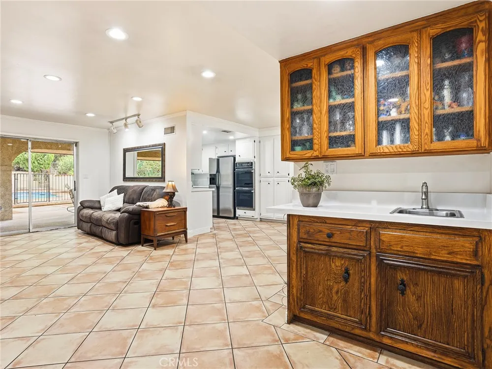 3400 Brace Canyon Road Burbank, CA 91504