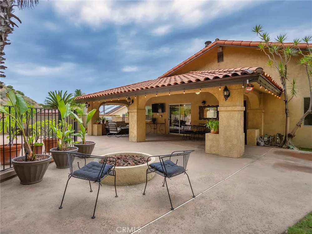 3400 Brace Canyon Road Burbank, CA 91504