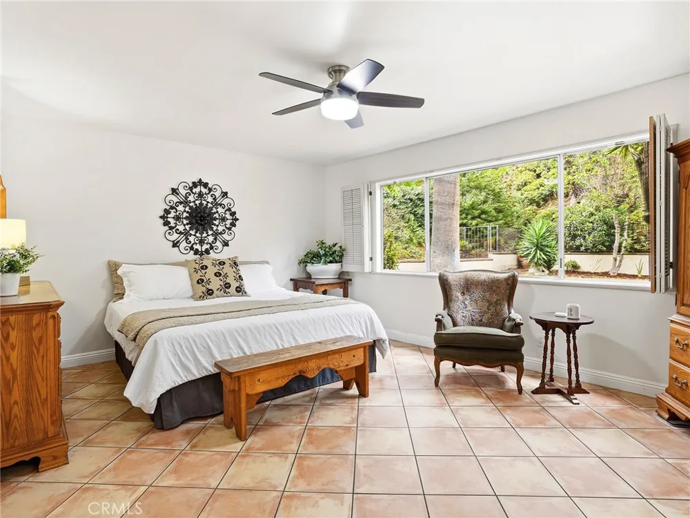 3400 Brace Canyon Road Burbank, CA 91504