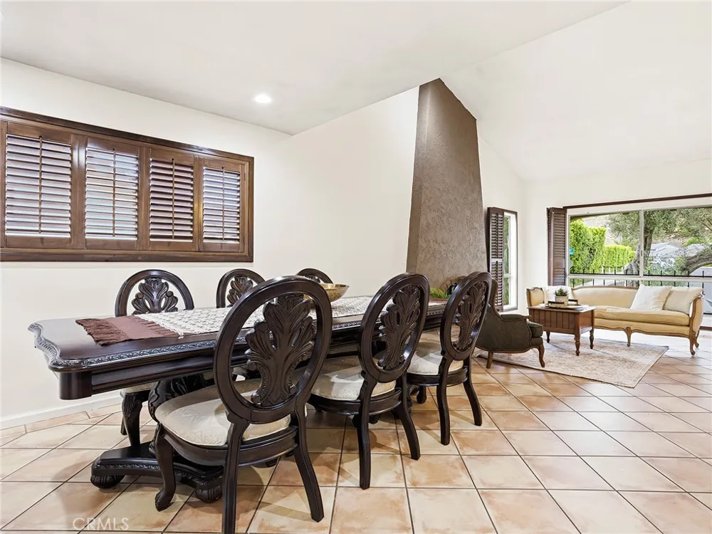 3400 Brace Canyon Road Burbank, CA 91504