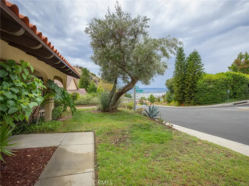 3400 Brace Canyon Road Burbank, CA 91504