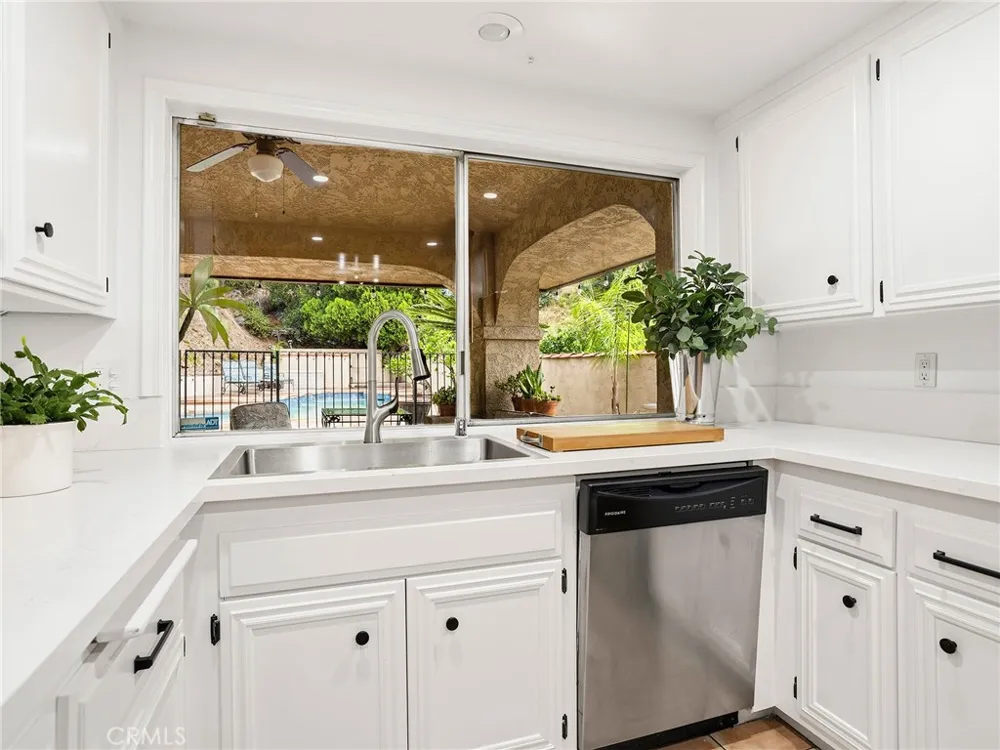 3400 Brace Canyon Road Burbank, CA 91504
