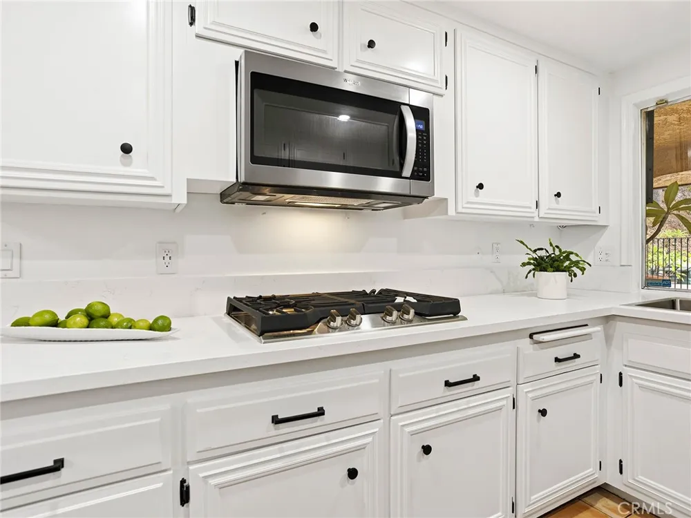 3400 Brace Canyon Road Burbank, CA 91504