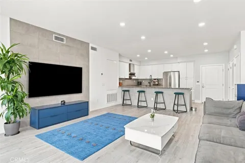 13124 Central #201