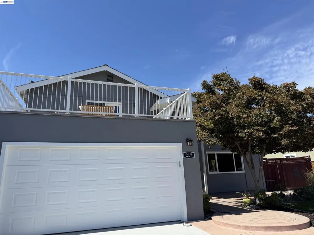 217 Elvira St Livermore, CA 94550