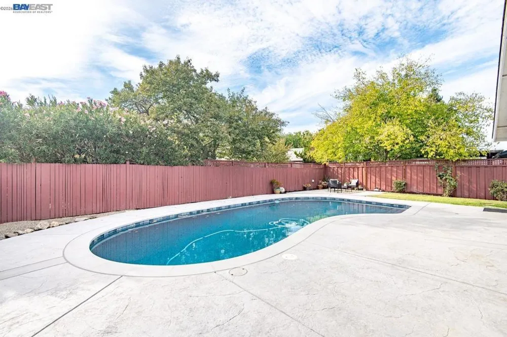 217 Elvira St Livermore, CA 94550