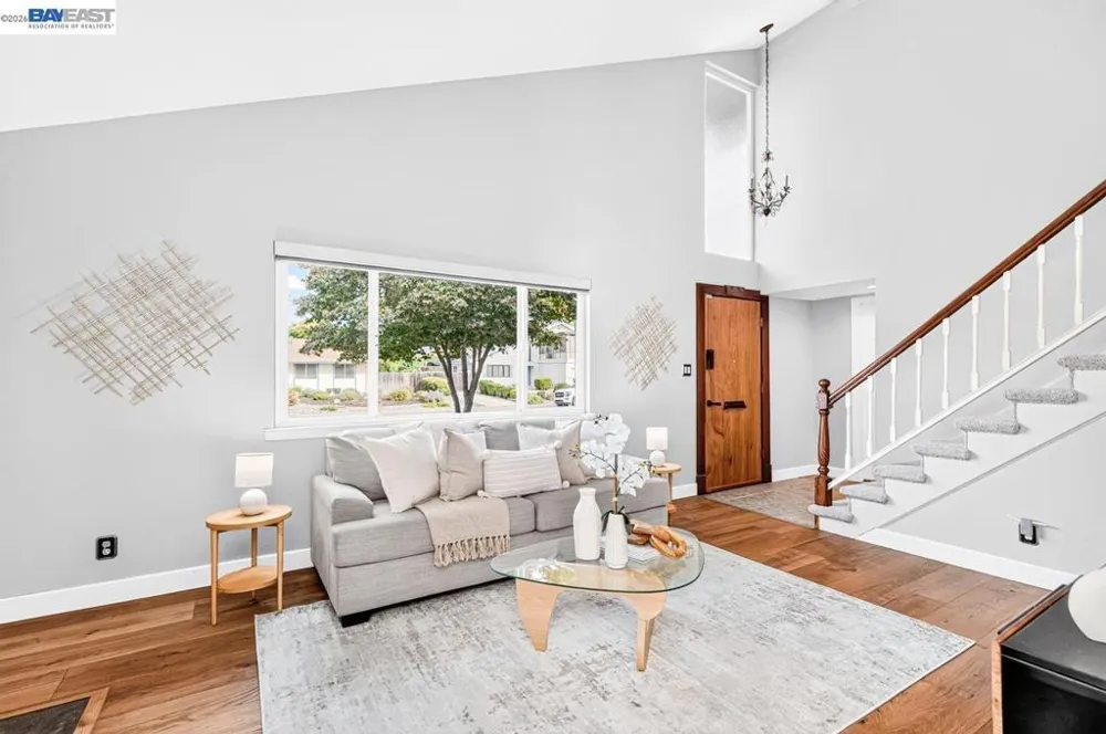 217 Elvira St Livermore, CA 94550