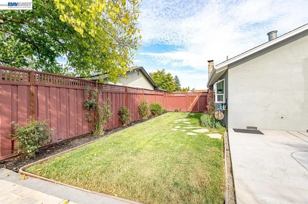 217 Elvira St Livermore, CA 94550