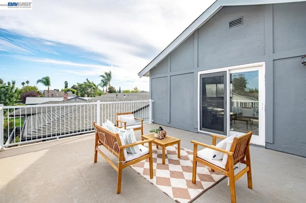 217 Elvira St Livermore, CA 94550