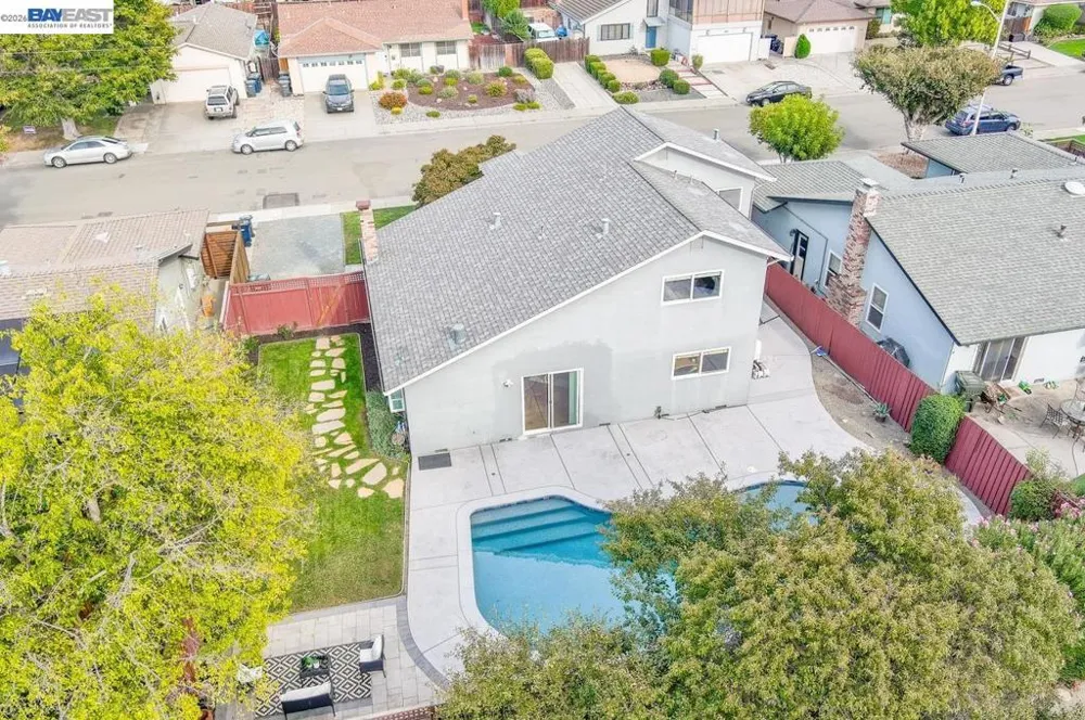 217 Elvira St Livermore, CA 94550