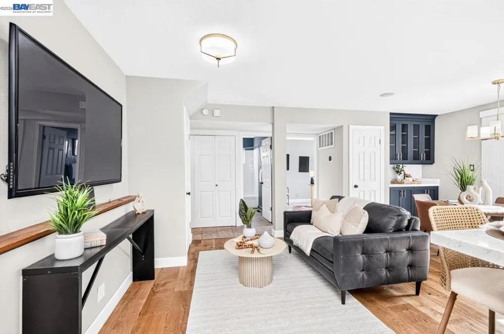 217 Elvira St Livermore, CA 94550
