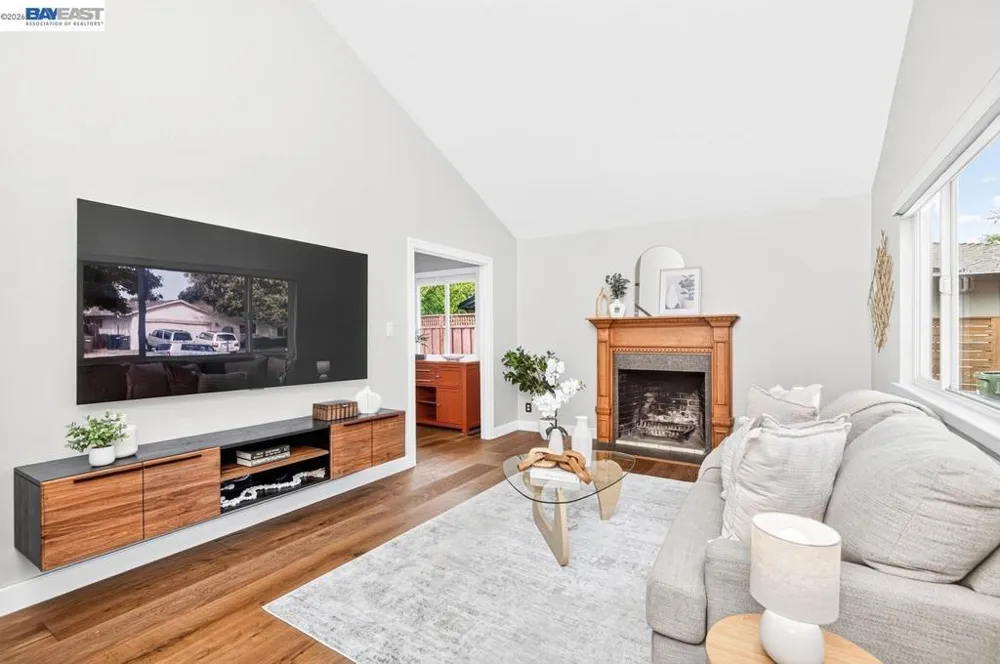 217 Elvira St Livermore, CA 94550