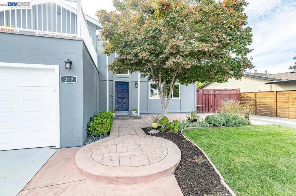217 Elvira St Livermore, CA 94550