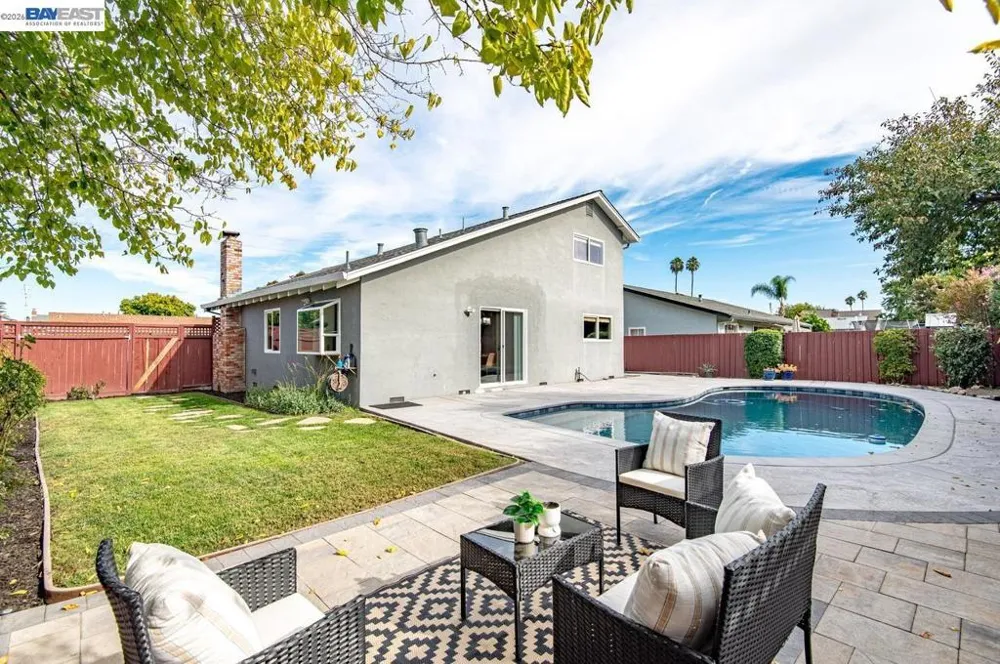 217 Elvira St Livermore, CA 94550