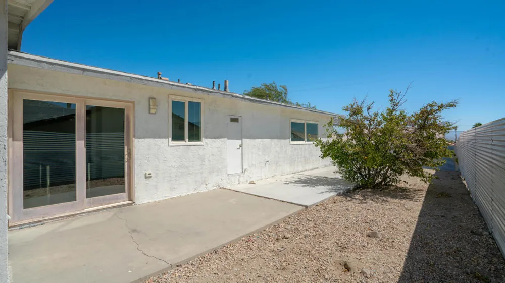 66199 Avenida Suenos Desert Hot Springs, CA 92240