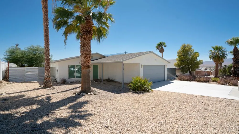 66199 Avenida Suenos Desert Hot Springs, CA 92240