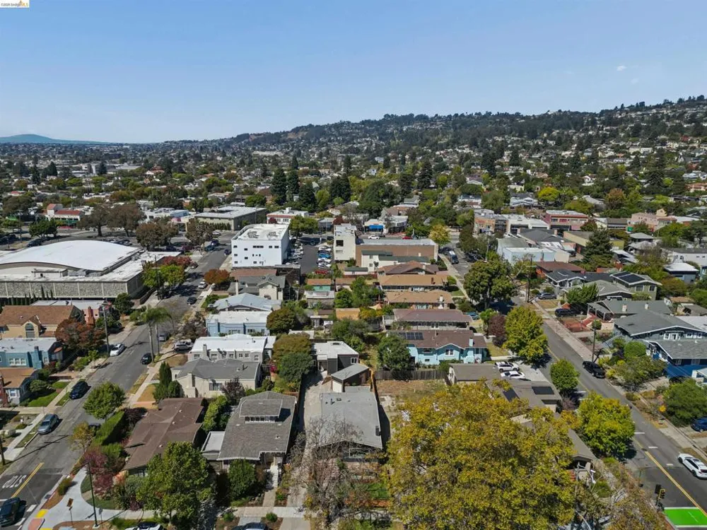 1507 Marin Ave Albany, CA 94706