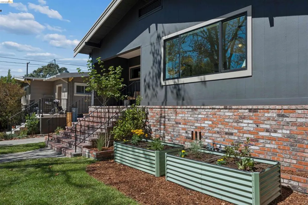 1507 Marin Ave Albany, CA 94706