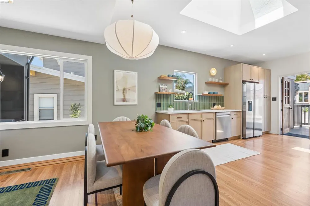 1507 Marin Ave Albany, CA 94706