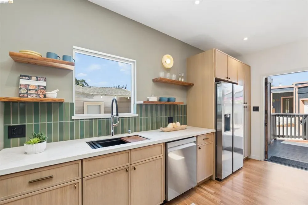 1507 Marin Ave Albany, CA 94706