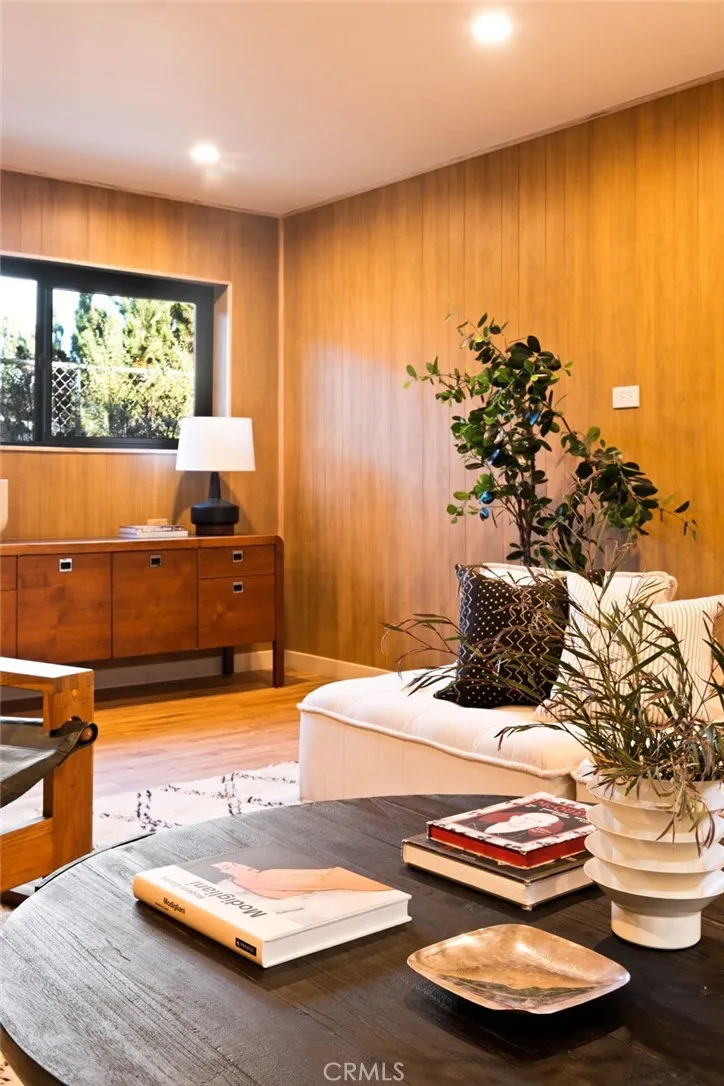 5217 Hub Street Los Angeles, CA 90042