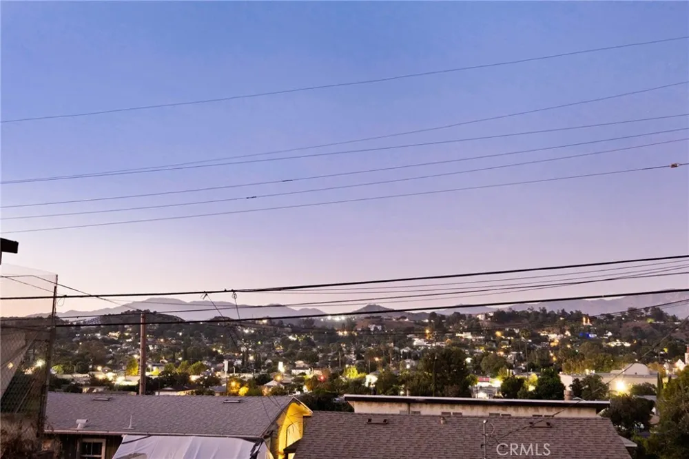 5217 Hub Street Los Angeles, CA 90042