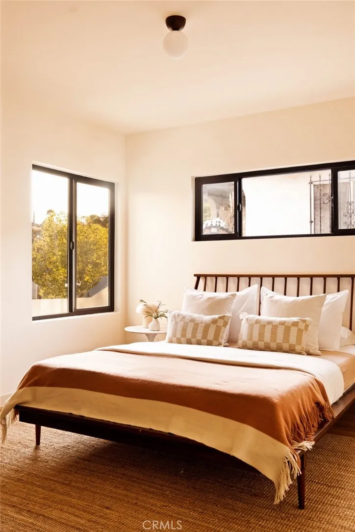 5217 Hub Street Los Angeles, CA 90042