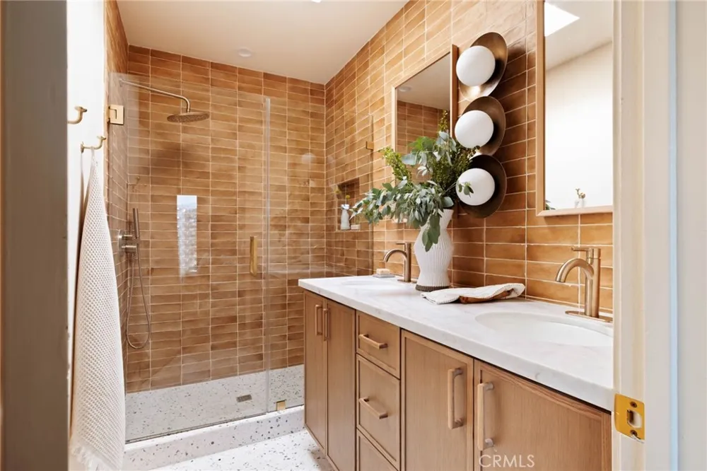 5217 Hub Street Los Angeles, CA 90042
