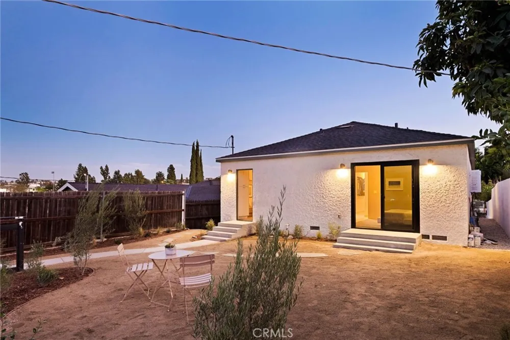 5217 Hub Street Los Angeles, CA 90042