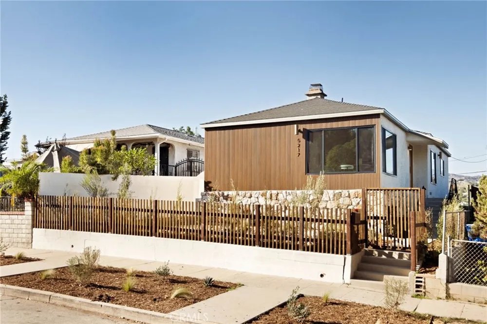 5217 Hub Street Los Angeles, CA 90042