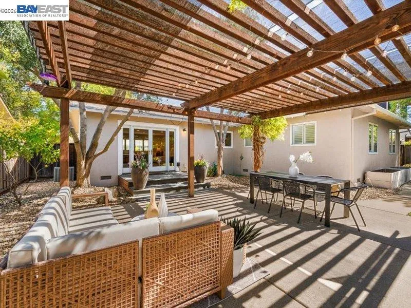 1179 Wagoner Dr Livermore, CA 94550
