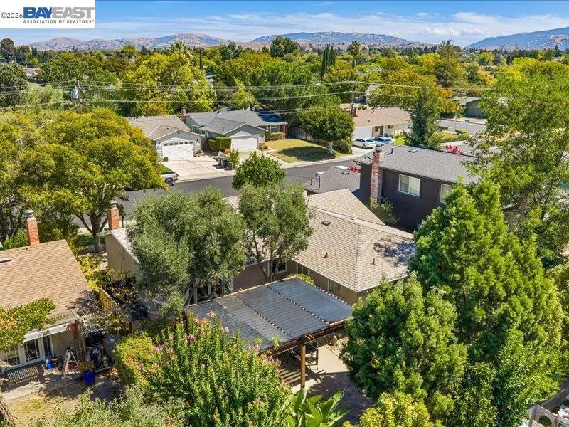 1179 Wagoner Dr Livermore, CA 94550
