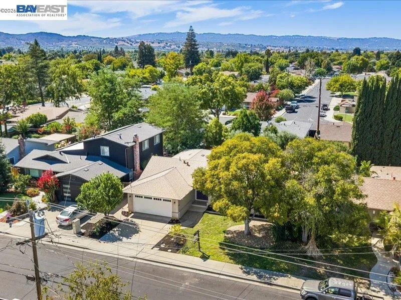 1179 Wagoner Dr Livermore, CA 94550