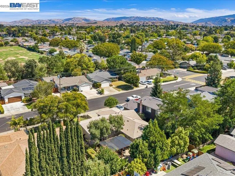 1179 Wagoner Dr Livermore, CA 94550