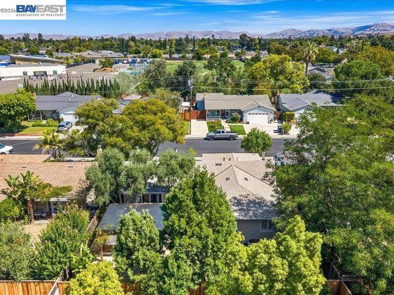 1179 Wagoner Dr Livermore, CA 94550