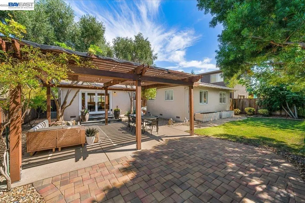 1179 Wagoner Dr Livermore, CA 94550