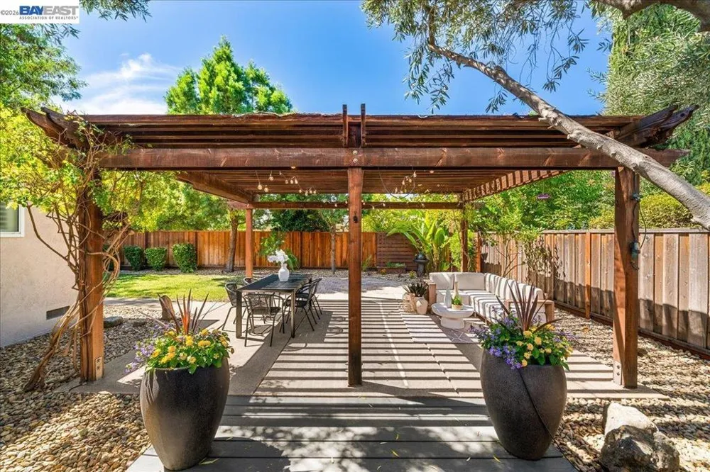 1179 Wagoner Dr Livermore, CA 94550