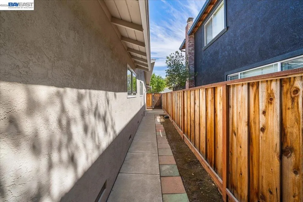 1179 Wagoner Dr Livermore, CA 94550