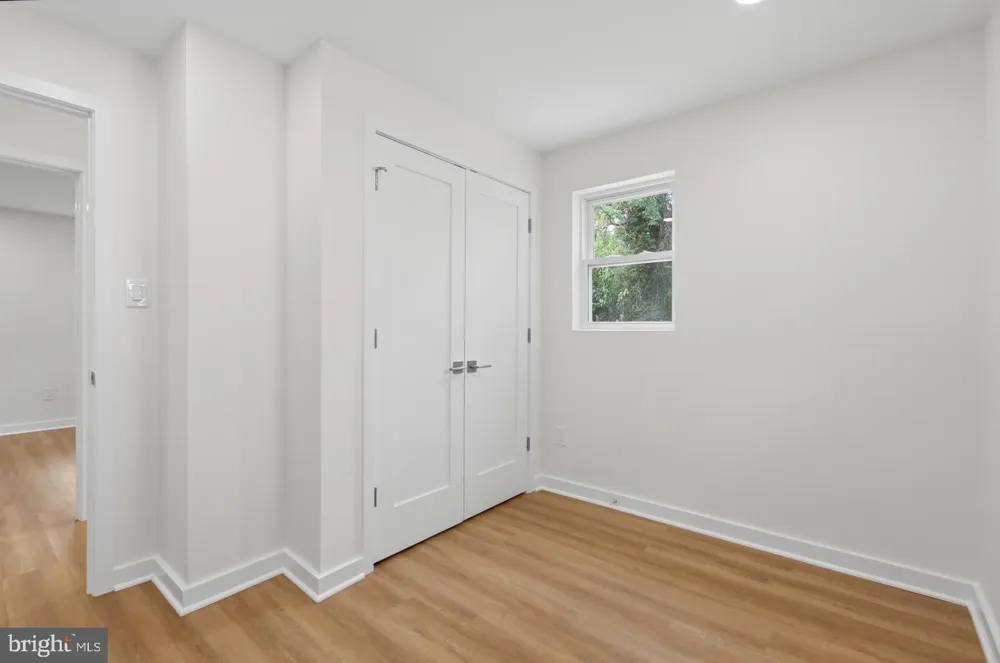 1545 11TH STREET S Arlington, VA 22204