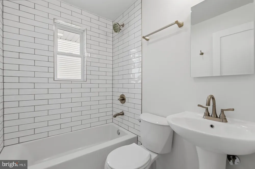 1545 11TH STREET S Arlington, VA 22204
