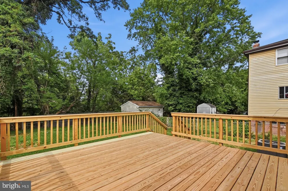 1545 11TH STREET S Arlington, VA 22204