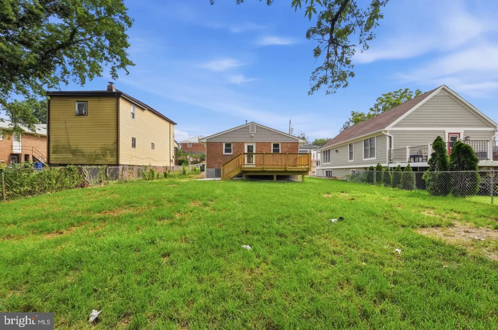 1545 11TH STREET S Arlington, VA 22204