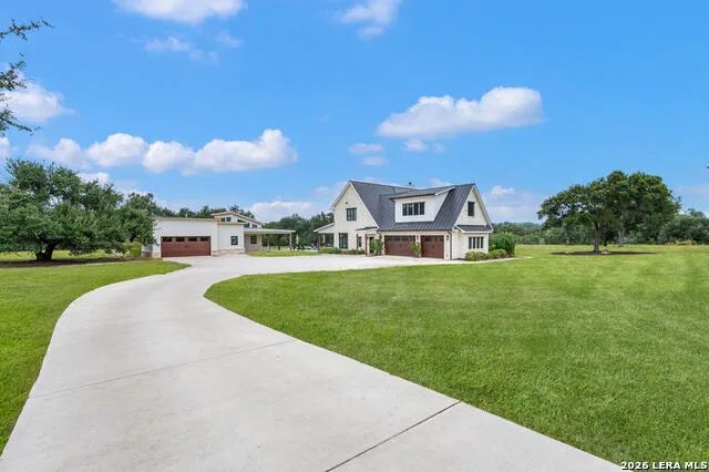 1170 HERBELIN RD New Braunfels, TX 78132