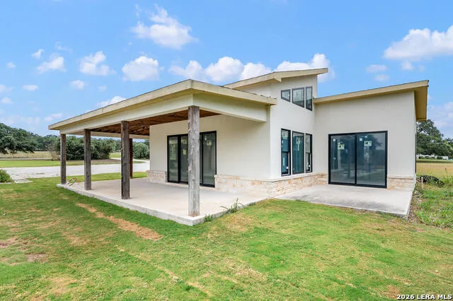 1170 HERBELIN RD New Braunfels, TX 78132